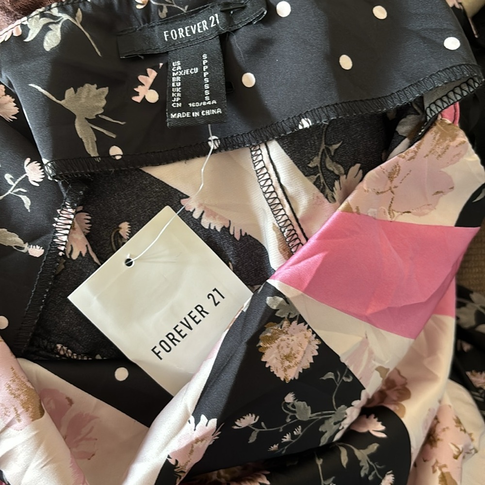 Forever 21 cowl neck midi dress. - Picture 6 of 7